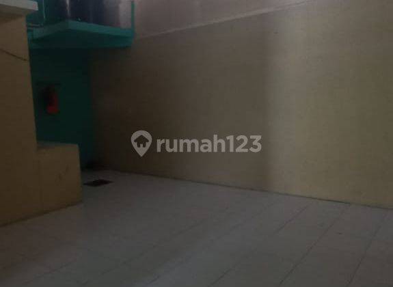 Dijual Rumah Depan Lapangan Tennis di Sari Bunga Bakung Residence 2