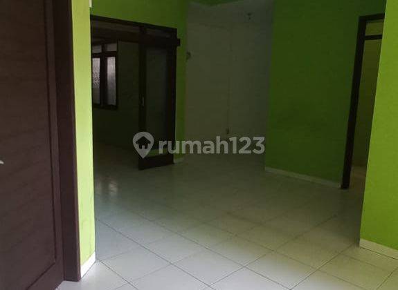 Dijual Rumah Depan Lapangan Tennis di Sari Bunga Bakung Residence 2