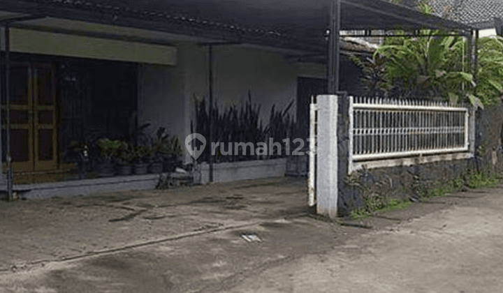 Dijual Rumah Luas Daerah Gegerkalong Bandung  1