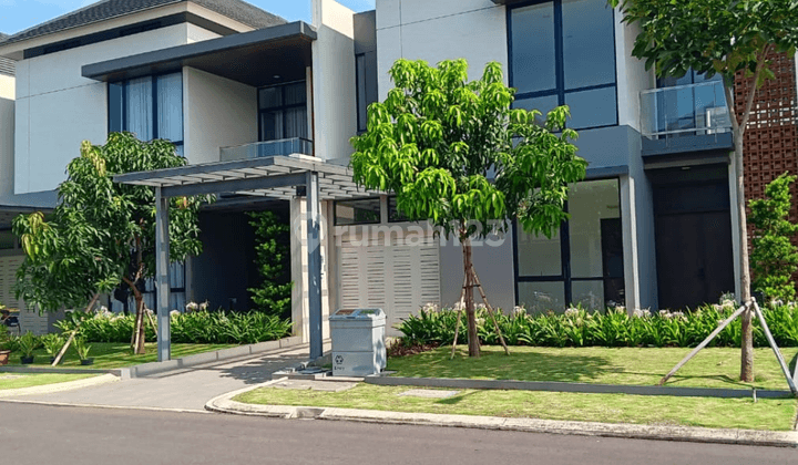 Langka,dijual Rumah Baru Posisi Bagus di Cluster Emily Summarecon 1