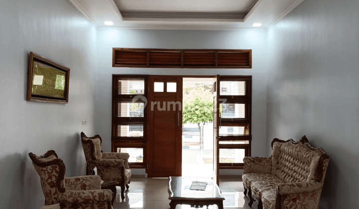 Dijual Rumah Luas Semi Furnished Dikomplek Mitra Dago Parahyangan 2