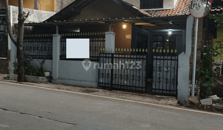 Rumah Bagus SHM di Jalan Raya Pasir Impun Kota Bandung Yang Teduh 1