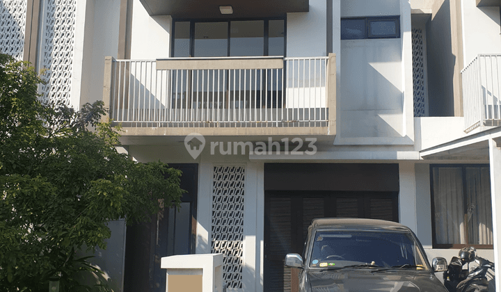 Dijual Rumah Bagus SHM di Cluster Cynthia Summarecon Bandung  1