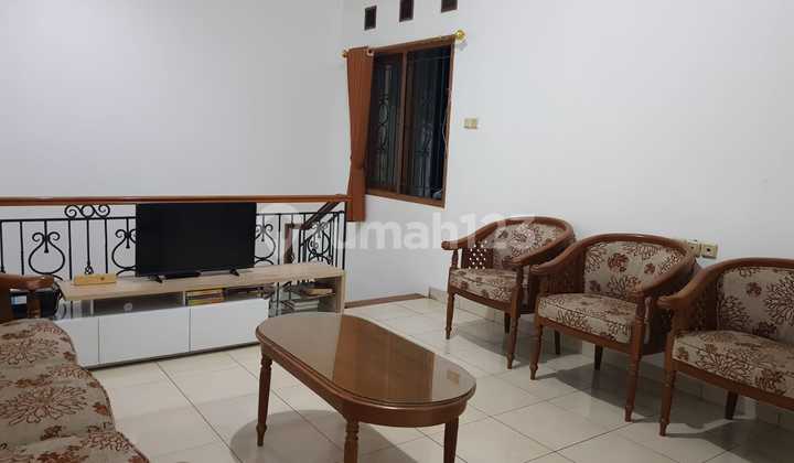 Dijual Rumah 2 Lantai Terawat dan Strategis Lokasi Ujungberung  2