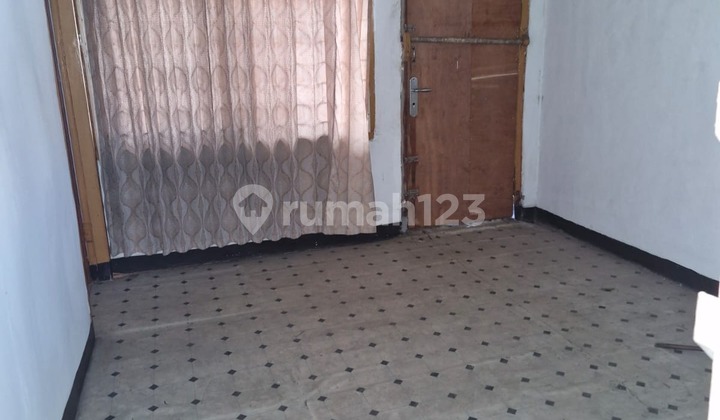 For Sale Karapitan House in Bandung City - 5 minutes to Gatot Subroto Street