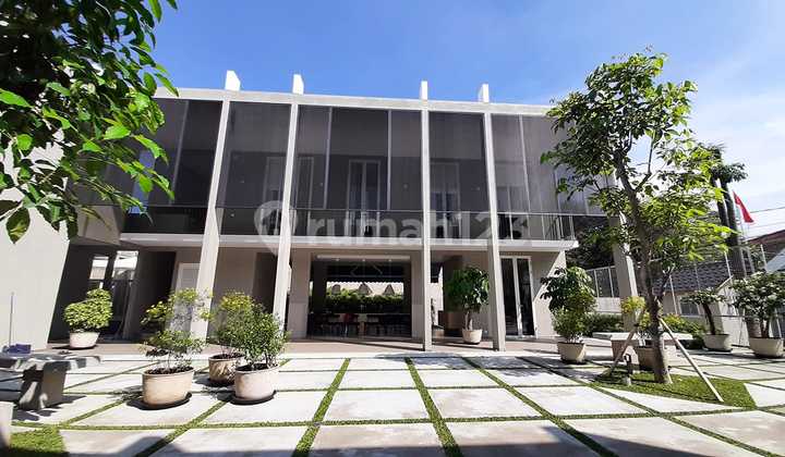 Gedung Aesthetic! Cocok untuk Kantor, Rumah Tinggal di Dago Gedung Aesthetic! Cocok untuk Kantor, Rumah Tinggal di Dago