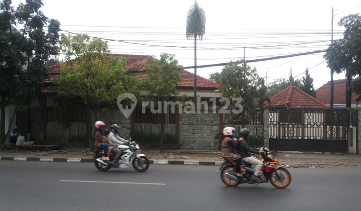 Prime Location! Rumah dan Kost Menarik Samping Jalan Utama Buah Batu