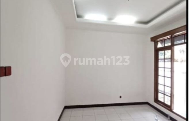 Turun Harga Rumah Strategis dekat Pintu Tol Pasteur Kota Bandung 2