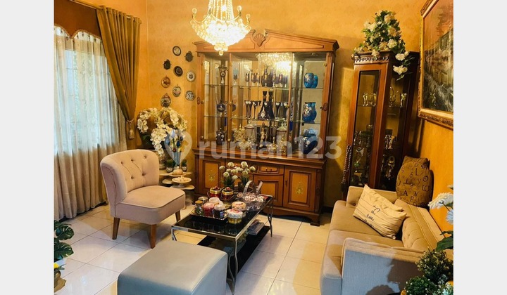 Dijual Rumah Modern 2 Lantai dalam Komplek Kiara Sari Kota Bandung 2