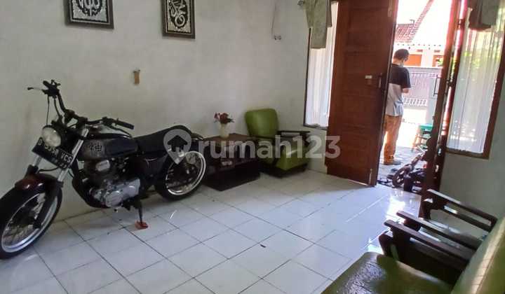 Strategic Antapani House Near Main Antapani Road Access - Rarely Available! 2