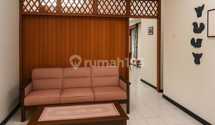 FOR SALE WELL-MAINTAINED FURNISHED HOUSE STRATEGIC CENTER OF BANDUNG CITY 2