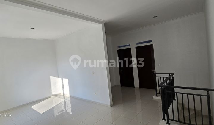 Modern House in Pasteur, Bandung City, Near Pasteur Toll Gate 2