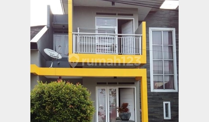 Rumah Modern SHM Strategis Dekat Summarecon Mall Bandung