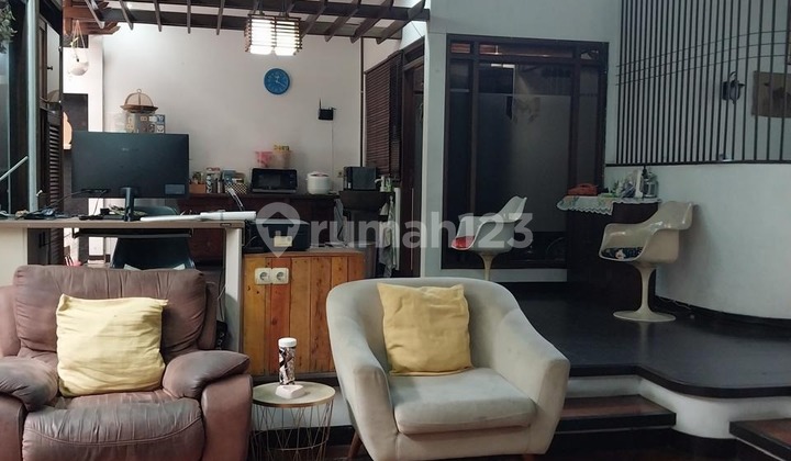 Dijual Rumah 2 lantai Terawat di Jalan Golf Arcamanik Bandung 2