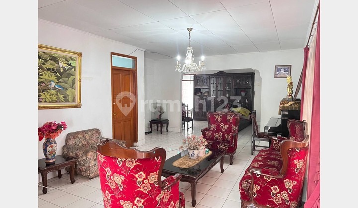 For Sale: Nice House on Laswi Street, Heart of Bandung City