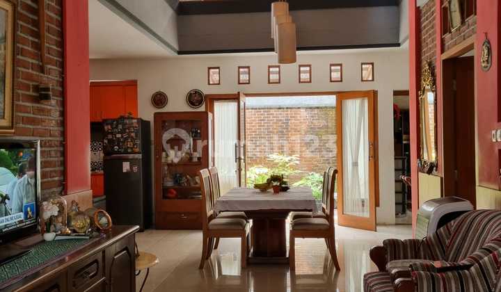 Menarik Rumah di Antapani Dekat Pusat Perbelanjaan - Posisi Hook