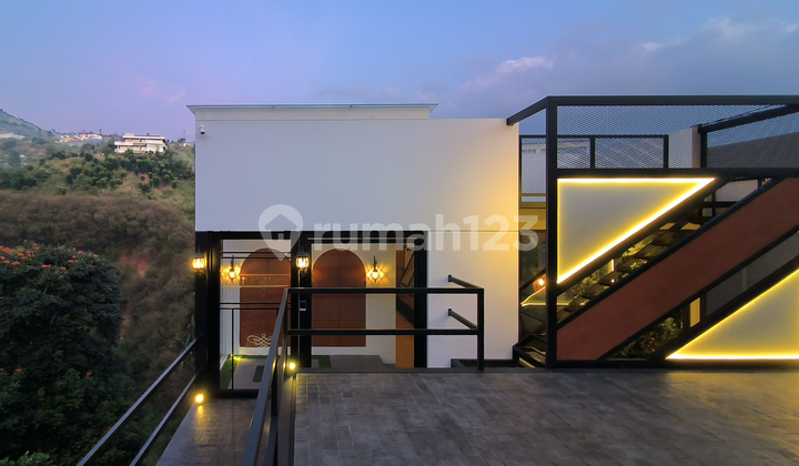 Dijual Villa Dago Full Furnish Cocok Untuk Investasi