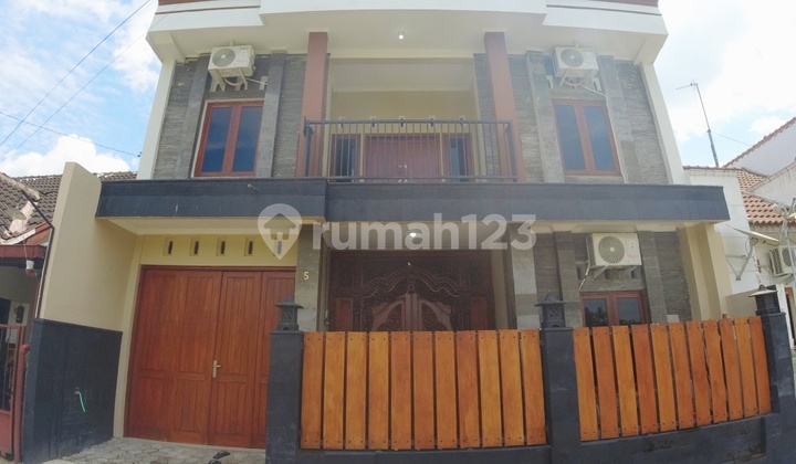 Disewakan Rumah Kontrakan 7 Kamar Tidur di Maguwo Dkt Kampus Unriyo 1