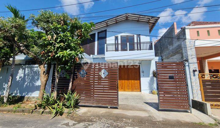 A large and well-maintained luxury house in the Jimbaran Mumbul housing complex 1