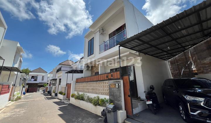 Rumah 3Kt Nyaman Terawat Lokasi Strategis di Taman Griya 2