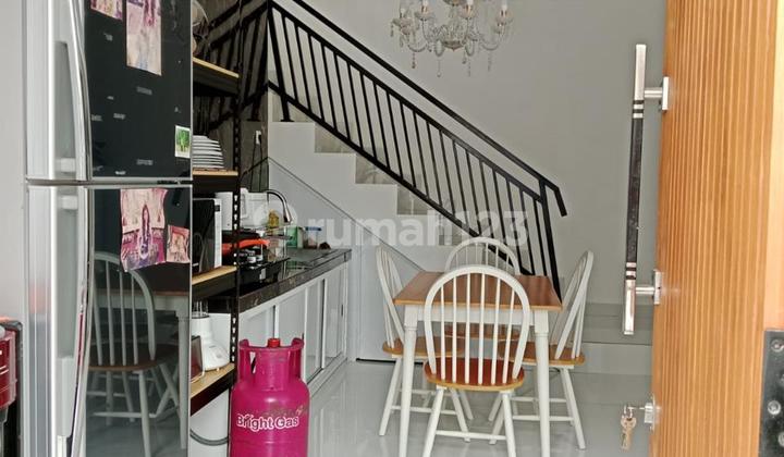 Well-Maintained 2-Story Secondhand House in Tukad Pakerisan 2