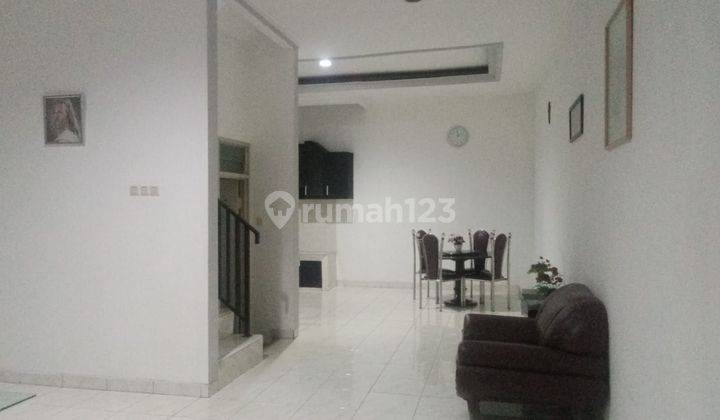 DIJUAL RUMAH 3 LANTAI DI CITRA1 1