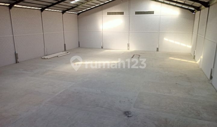 Platinum Air Hitam Warehouse Pekanbaru Platinum Air Hitam Warehouse Pekanbaru