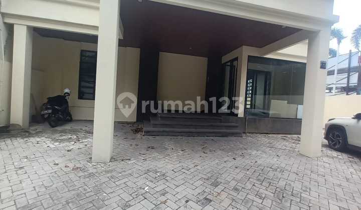Disewakan Tempat Usaha Strategis Area Gandaria Kebayoran Baru Disewakan Tempat Usaha Strategis Area Gandaria Kebayoran Baru