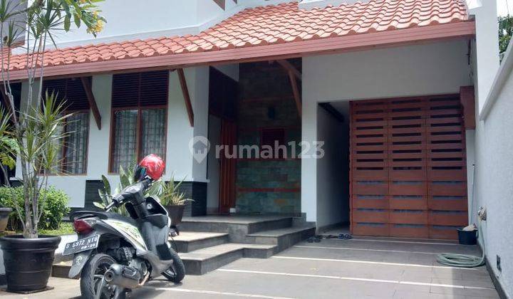 Rumah Disewakan Di pondok Indah Jakarta Selatan 1