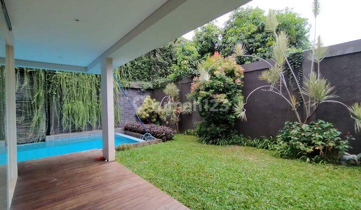 Dijual rumah di Kemang jl benda jakarta selatan 2