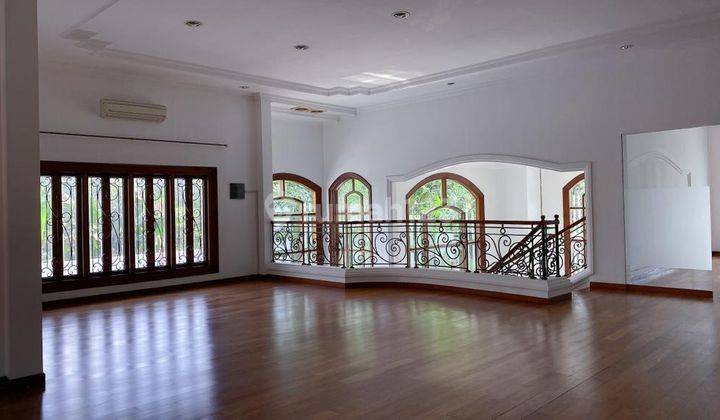 Disewakan Rumah di Ki Mangunsarkoro Menteng 9