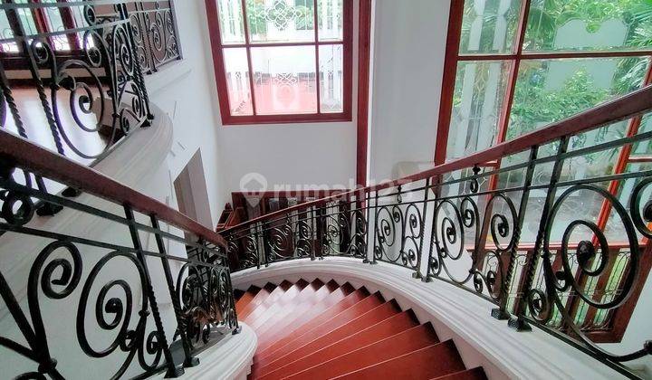 Disewakan Rumah di Ki Mangunsarkoro Menteng 19