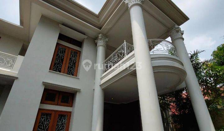 Rumah Disewakan Rumah di Dharmawangsa Brawijaya Kebayoran Baru 1