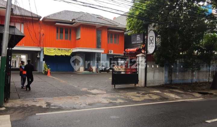 For Rent Commercial Space in Kemang Area Suitable for Clinic/Resto