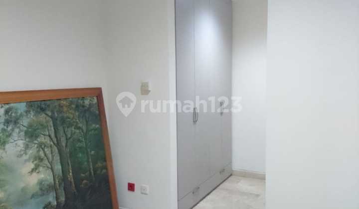 DI SEWAKAN RUMAH DI PONDOK INDAH  2