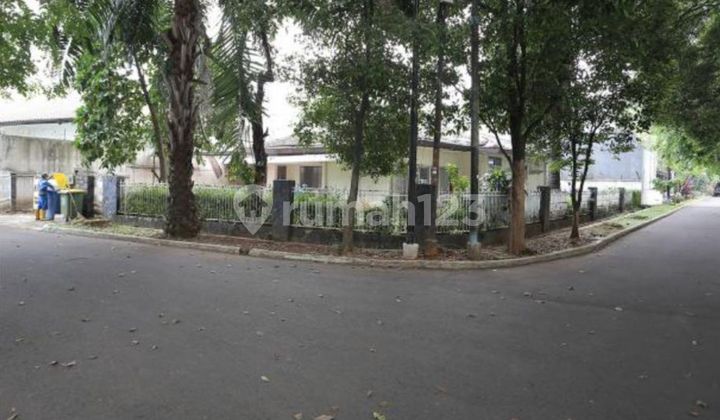 Rumah Hitung Tanah Kawasan Elite Patra Kuningan Jakarta Selatan Harga Sensasional