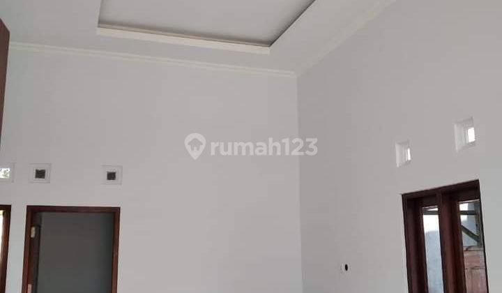 DIJUAL RUMAH BARU SIAP HUNI DEKAT PUSKESMAS KALIMANAH 3