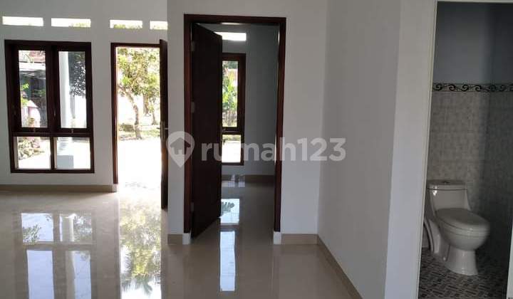 DIJUAL RUMAH BARU SIAP HUNI DEKAT PUSKESMAS KALIMANAH 5