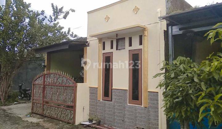 RUMAH DIJUAL DEKAT MI SAMBAS JUAL + ISINYA 1