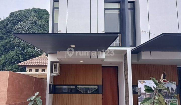 Free Biaya2 Rumah 2 Lantai Termurah di Jatiwaringin  1