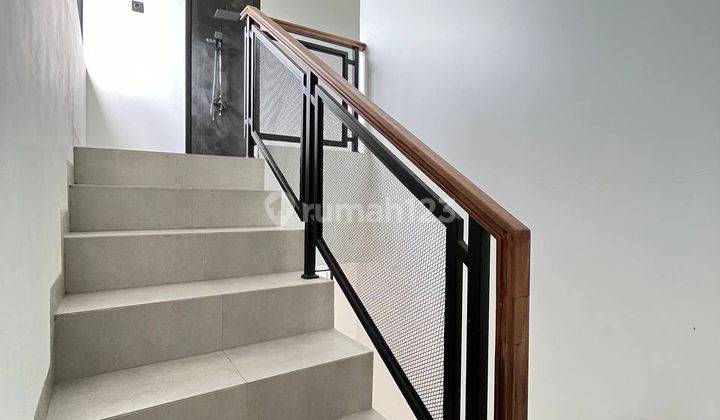 Di Jatiasih Cukup 10jt All in Dapat Rumah Modern 2Lantai Pinggir Jalan  2