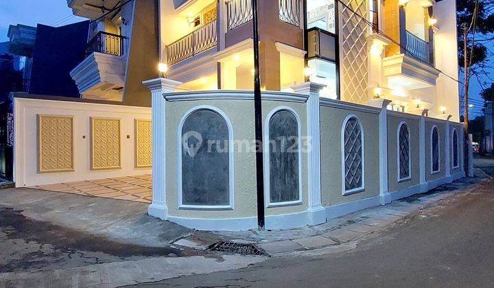 Rumah Mewah Siap Huni Di Selatan Jakarta Tanah Luas 120m² 2