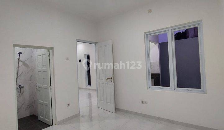 Rumah scandinavian  2 Lantai Di Cilodong depok