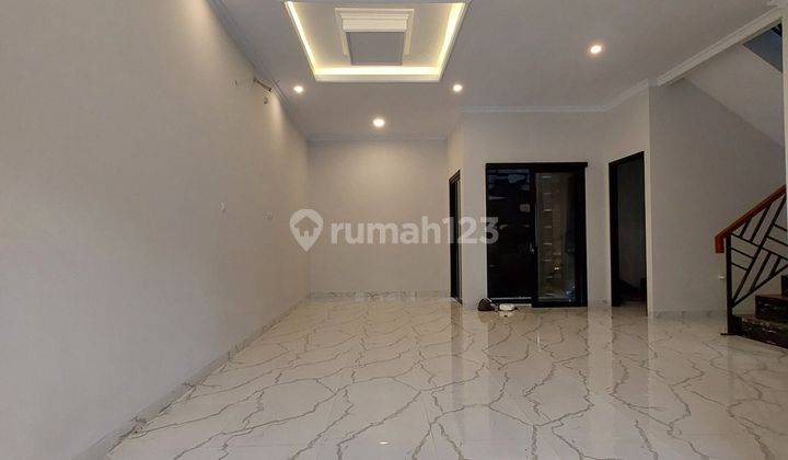 Rumah Minimalis Modern Dalam Cluster Dengan Rooftoop Dekat Arkadia 2