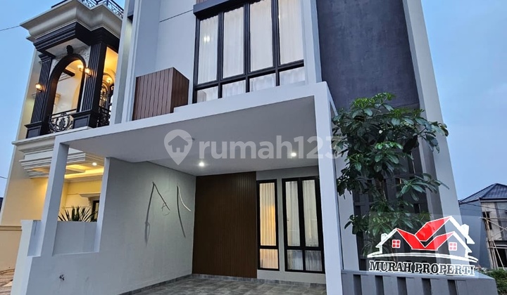 Ready-to-Live House in a Large Cluster by the Main Road in South Jakarta 2