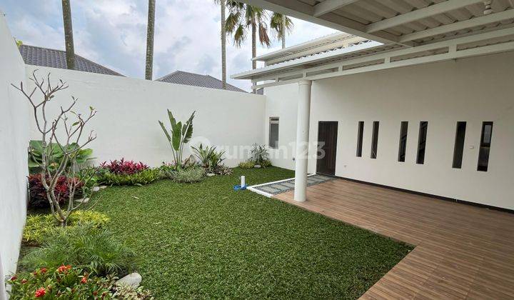 Rumah Mewah Di Kota Baru Parahyangan – Tatar Ratnasasih 2