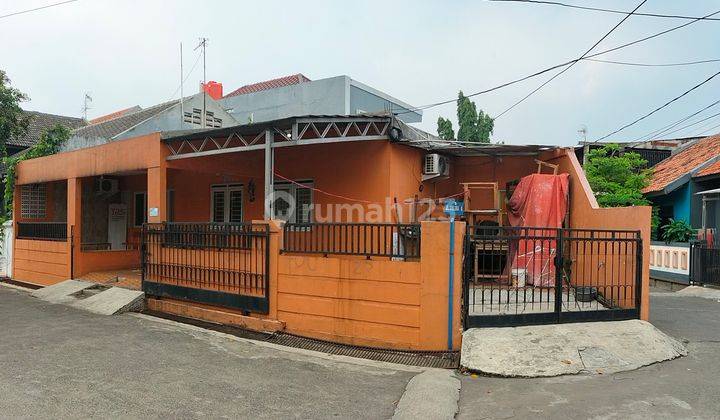 Rumah hook depan fasum murah strategis dekat pintu tol pasar rebo 2