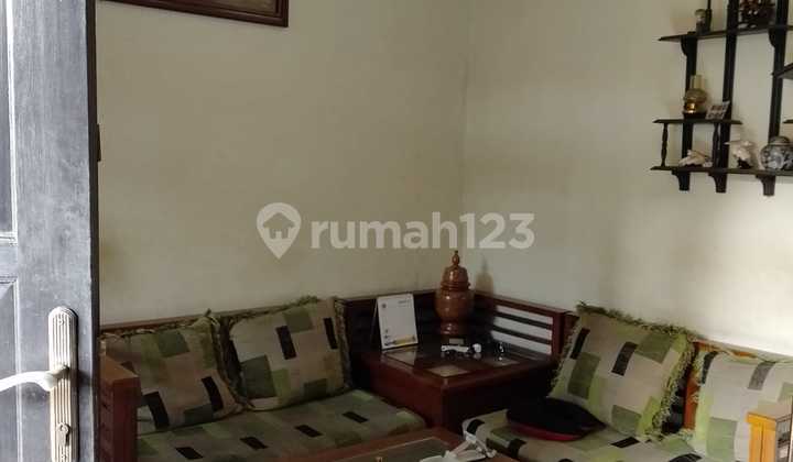 Rumah Asri Lokasi Strategis Sarijadi Bandung 2