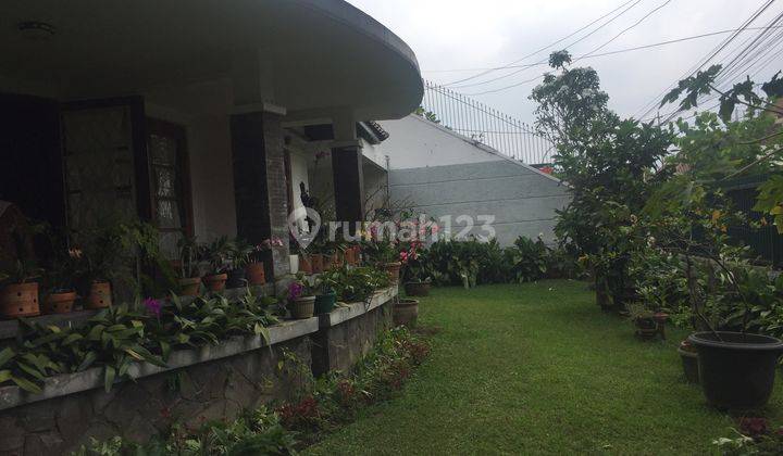 Rumah Klasik Jl Cipunagara Belakang Gedung Sate 2