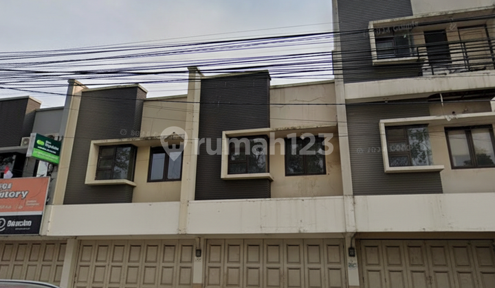 2-Story Ready-to-Use Shophouse on Adhyaksa Street, Buahbatu Extension 2